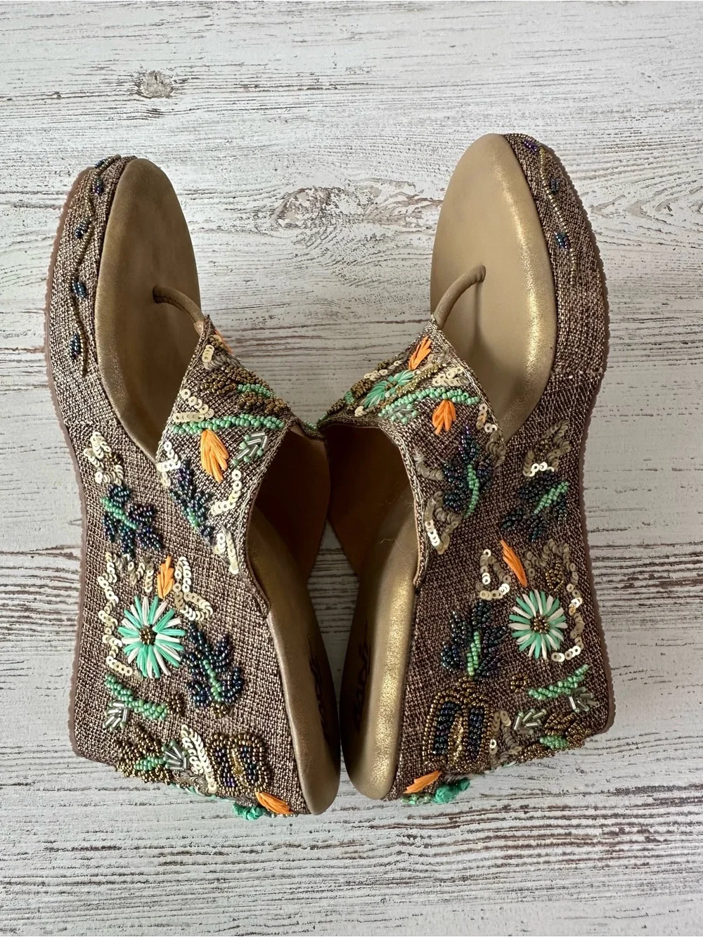 NWOT Beaded Sequin 3D Floral Platform Wedge Sandals 41 Butterfly Mixed Media